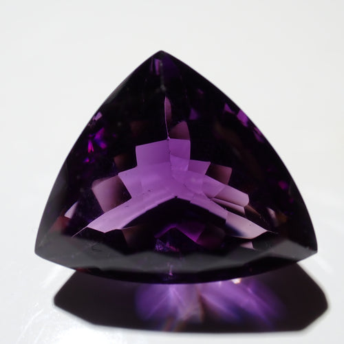 Amethyst 21x17mm Triangular Gemstone