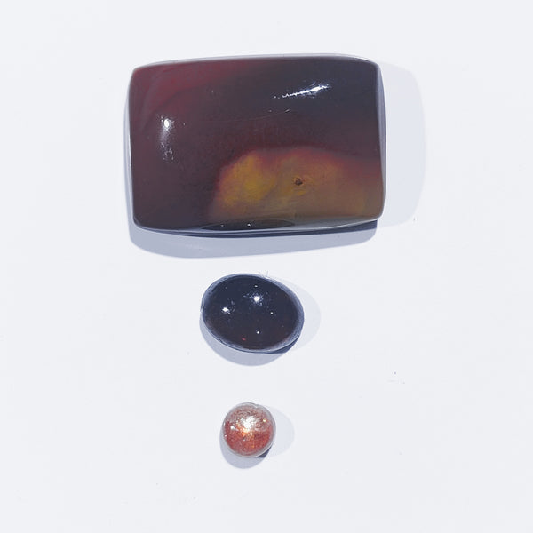 Gem Pack: Mookite Jasper, Garnet and Sunstone