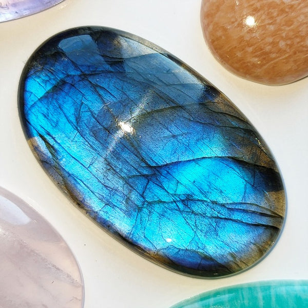 Labradorite 42.5x25mm Oval Cabochon