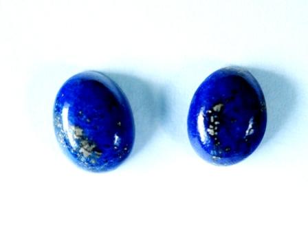 I have one of these little 8x6mm Lapis Lazuli cabs in my wallet right now